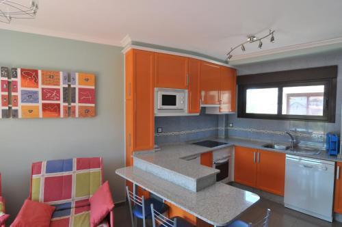Apartamentos Turisticos Vilagarcia- Rio Ulla 빌라가르시아 데 아로우사 외부 사진