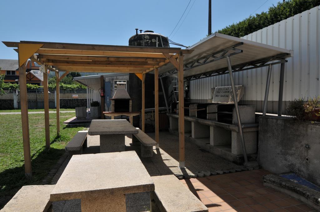 Apartamentos Turisticos Vilagarcia- Rio Ulla 빌라가르시아 데 아로우사 외부 사진