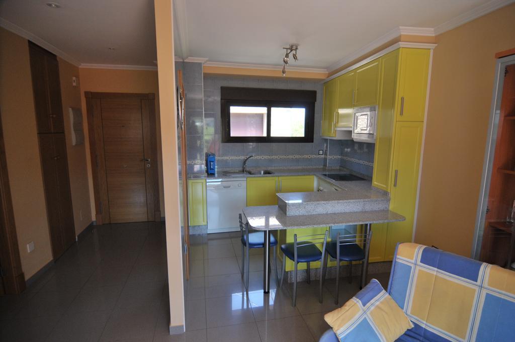 Apartamentos Turisticos Vilagarcia- Rio Ulla 빌라가르시아 데 아로우사 객실 사진