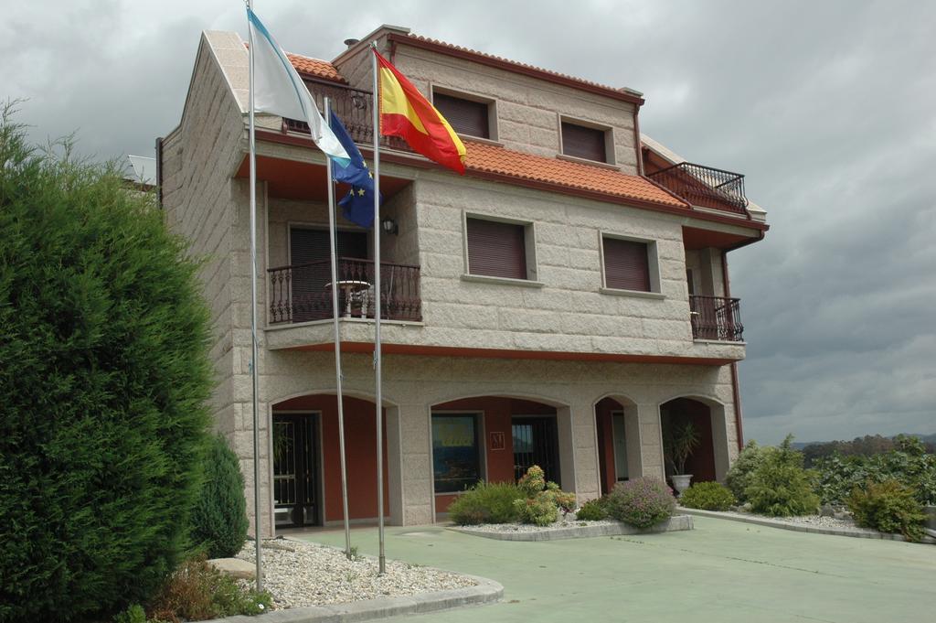 Apartamentos Turisticos Vilagarcia- Rio Ulla 빌라가르시아 데 아로우사 외부 사진